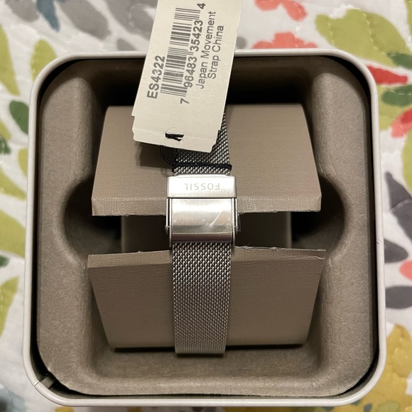 New Fossil Watch Jacqueline Silver Stainless Chain Band Iridescent - Picture 3 of 6